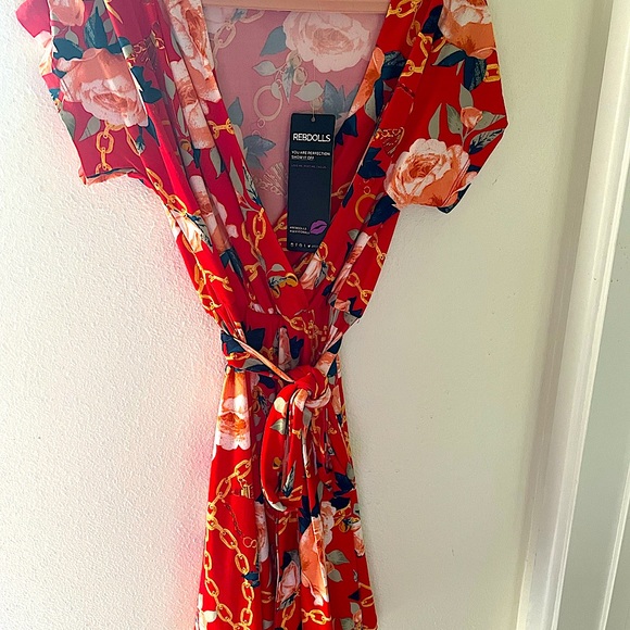 RebDolls Red Floral Skater Dress NWT size M - Picture 3 of 5